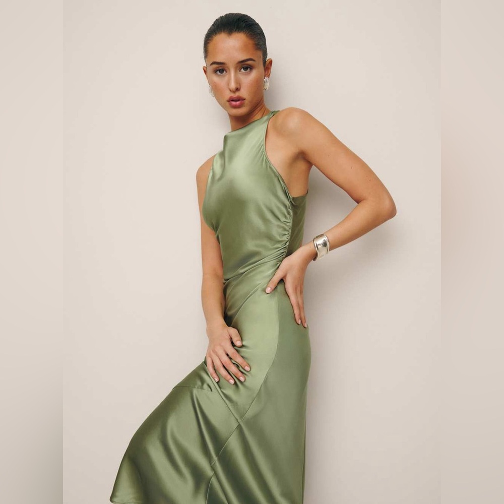 Nwt reformation cassette silk dress in artichoke / size 4 - Picture 4 of 8